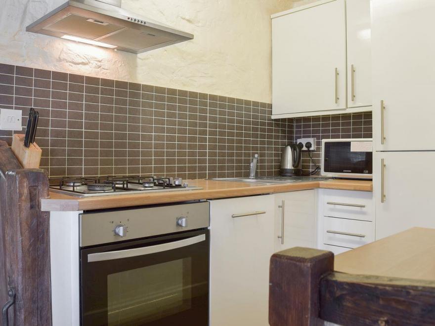 Shippen Cottage - W42504