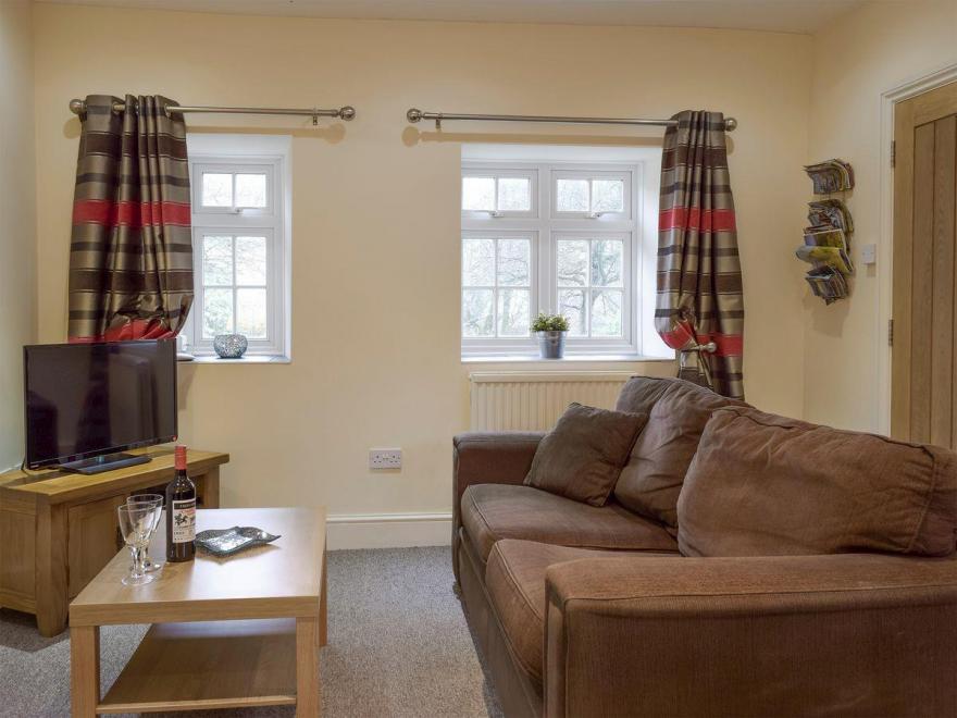 Swallows Cottage - W42505