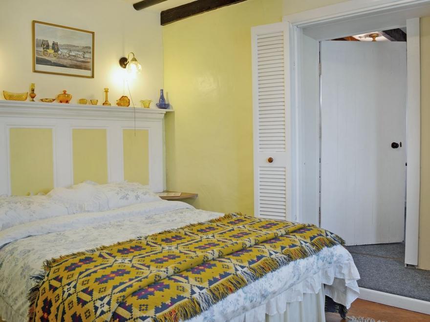 Henny Penny Cottage - W42569