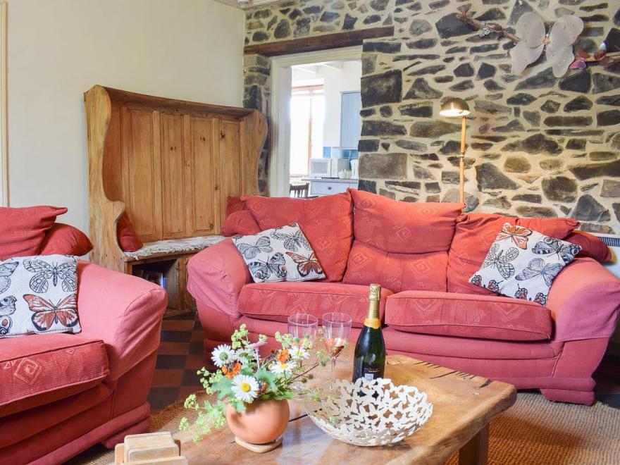 Gwesty Pili Pala - W42763