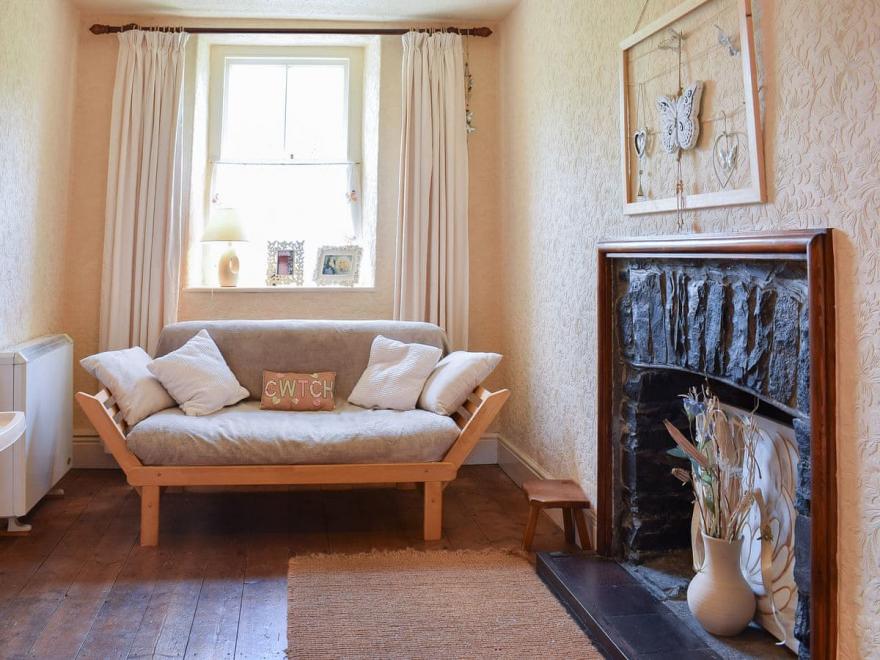 Gwesty Pili Pala - W42763