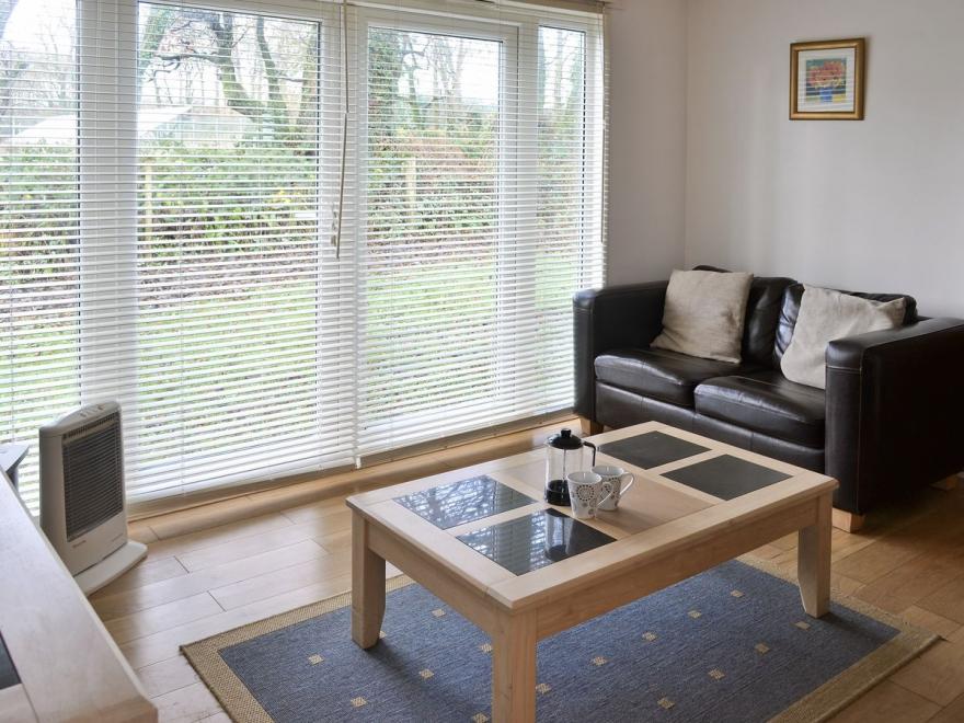 Honey Hanger - W43106