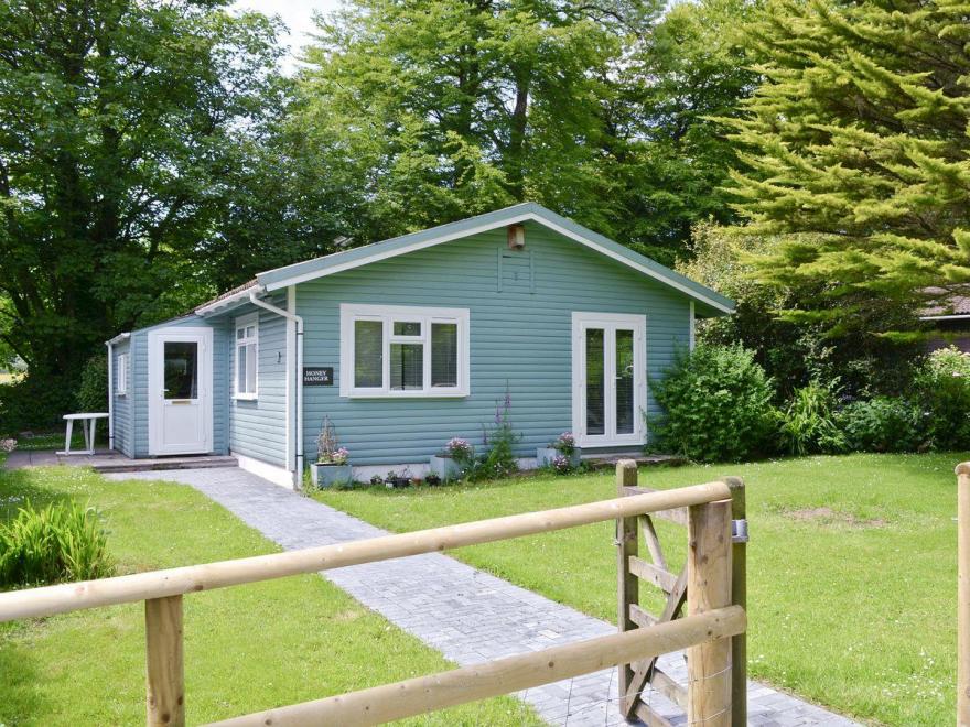 Honey Hanger - W43106