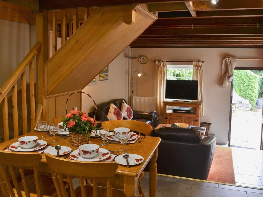 Bannsvale Barn - W43193