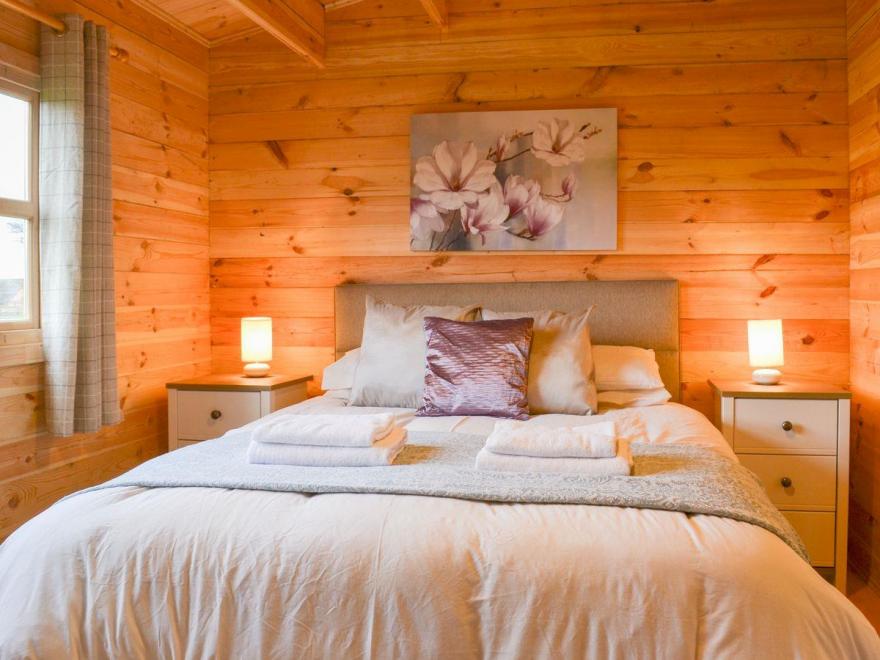 Dukes Wood - UKC2193