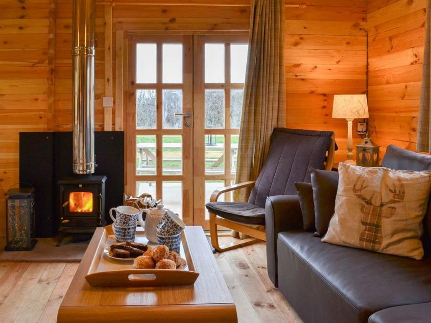 Halfmoon Wood - UKC2194