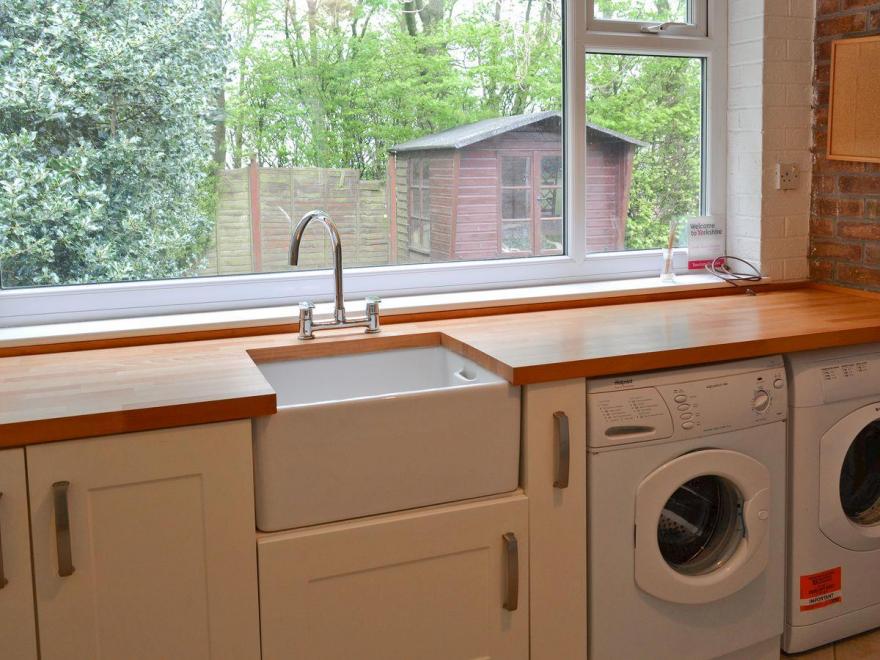 Raven Hill Holiday Farmhouse