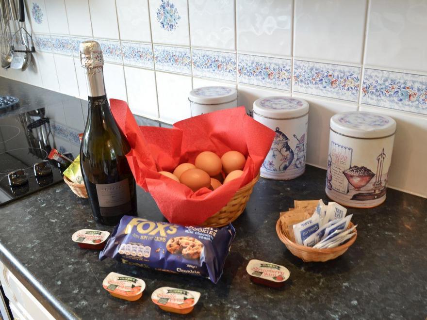 Raven Hill Holiday Farmhouse