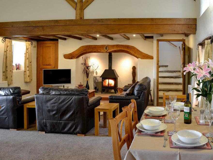 Plas Iwrwg Granary - 28091