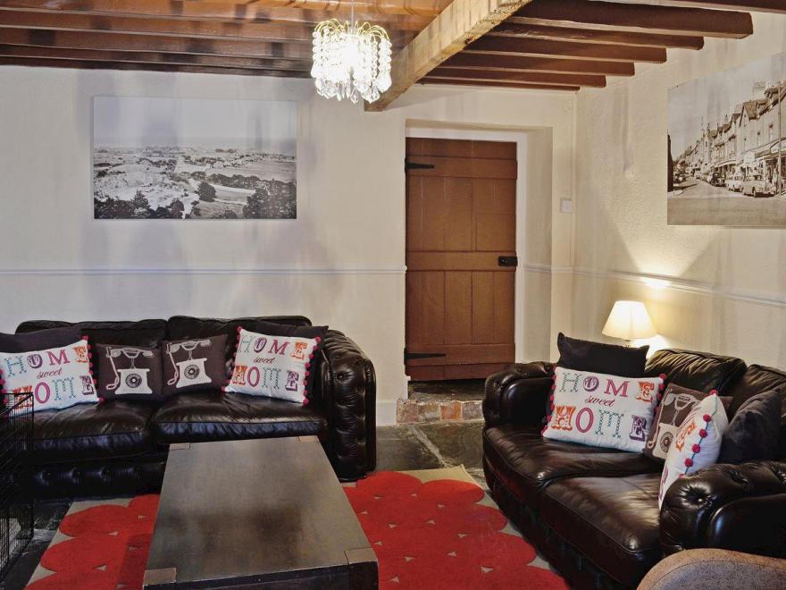 Bryn Euryn Cottage - 28135