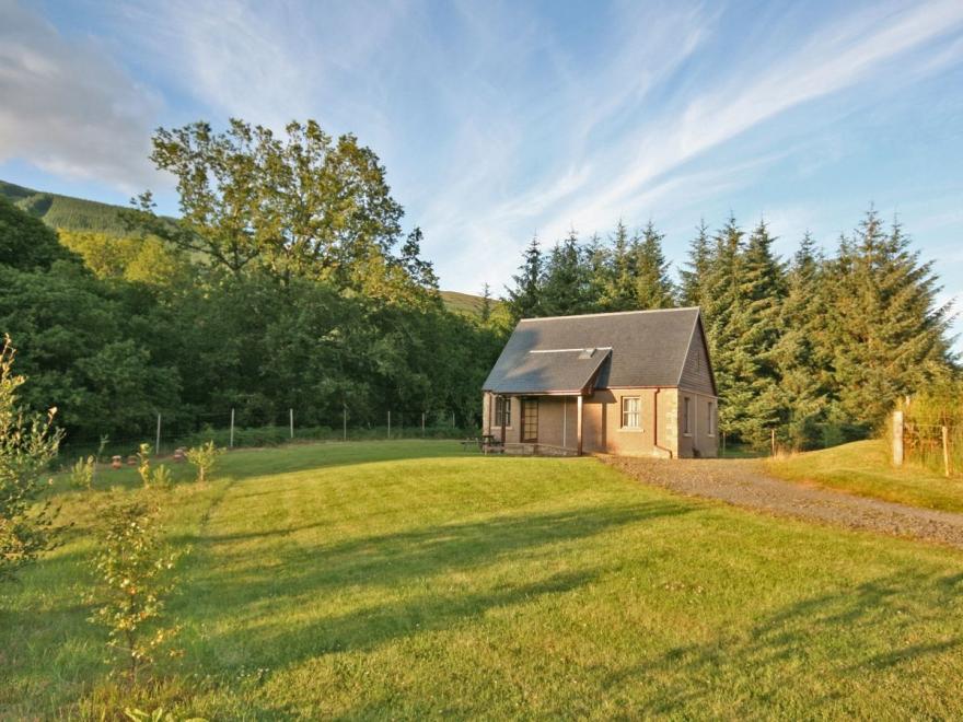 Kinlochard Cottages - Alder Cottage