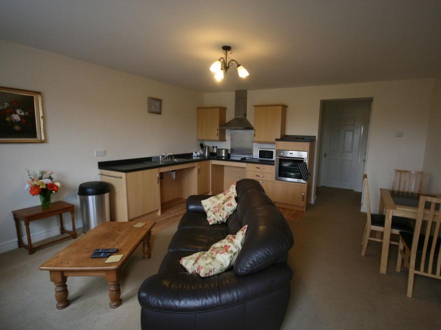 Southolme lodges - Oak Lodge