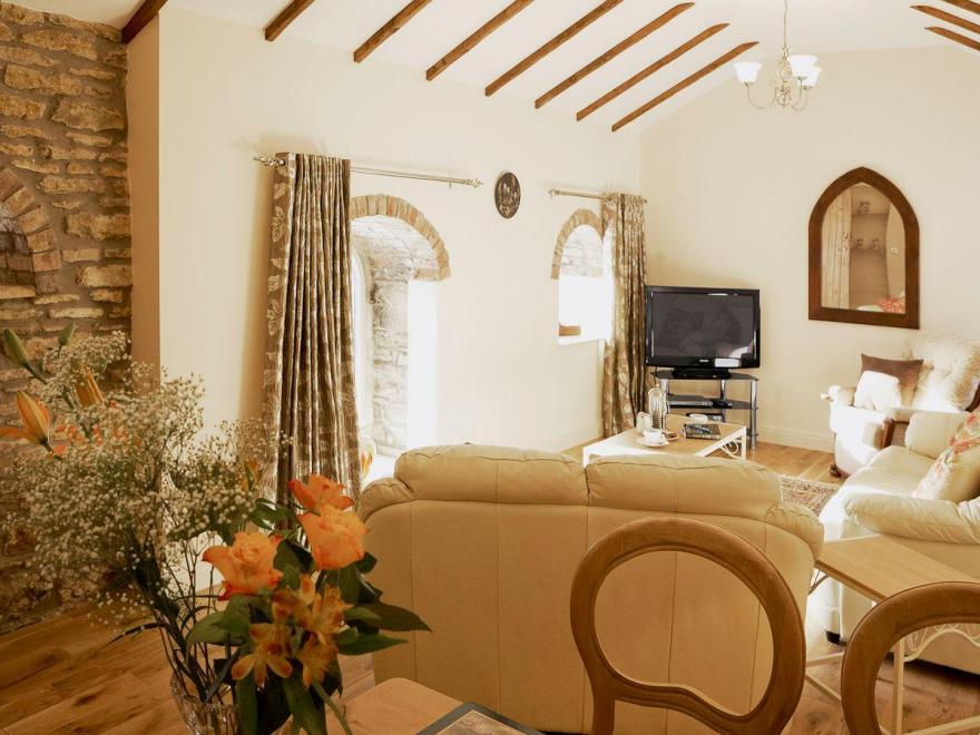 Basin Howe Farm - Topaz Cottage