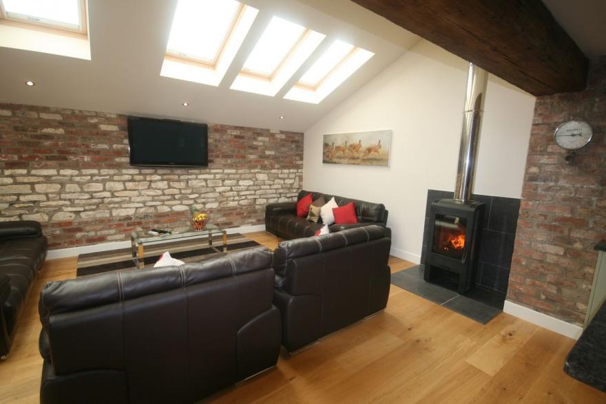 Elm Tree Barn Fimber