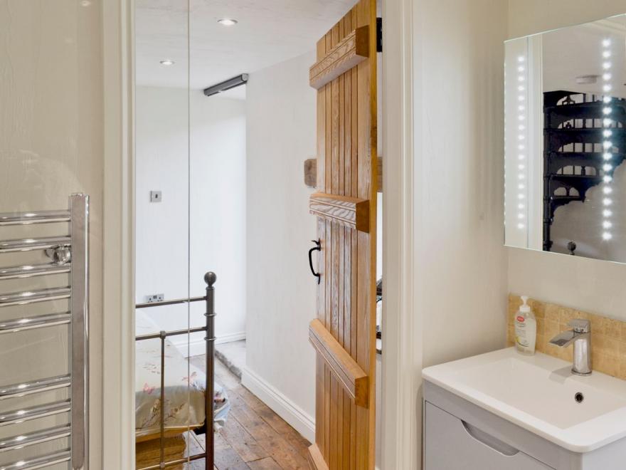 Hayfield View Camping Barn