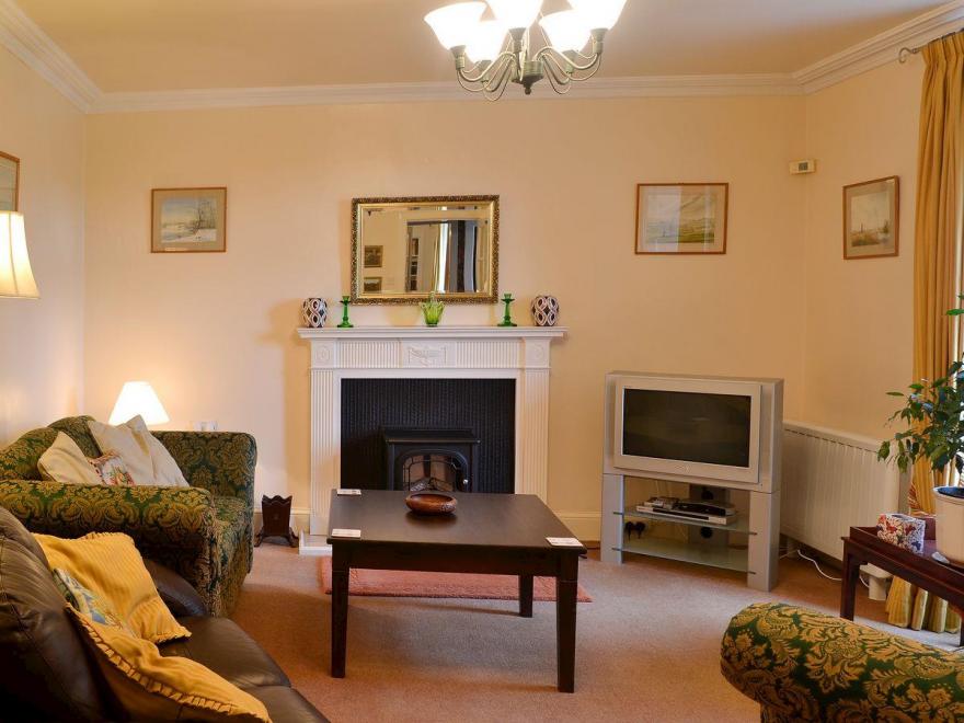 Mains Of Auchenfranco