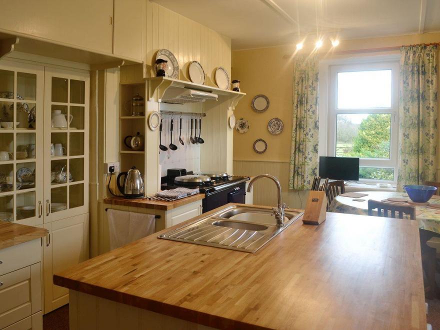 Mains Of Auchenfranco