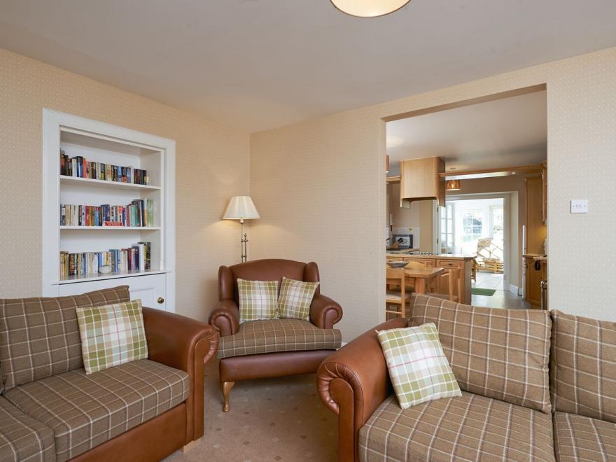 Home Farm Cottage - SXXJ