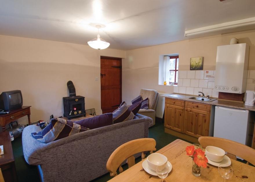 The Forge Cottage - E5245