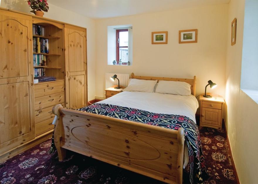 The Forge Cottage - E5245