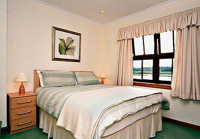 Martha's Shore Cottage