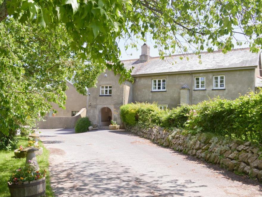 Twelve Oaks Farmhouse