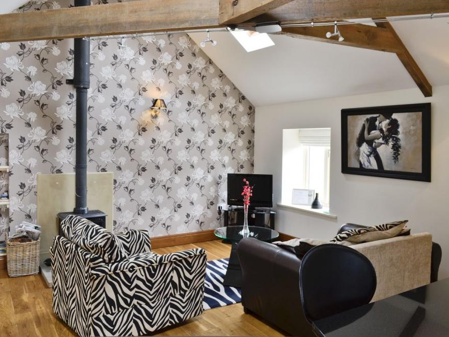 Obed Hussey's Cottage-25898