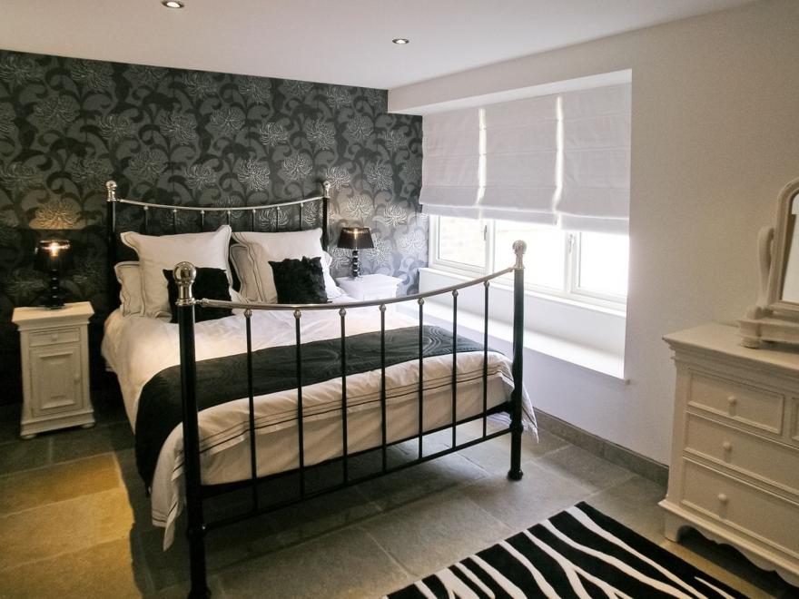 Obed Hussey's Cottage-25898