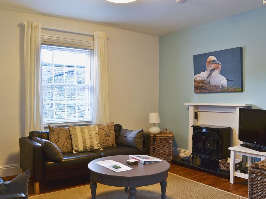 Chesnut Cottage - 27524