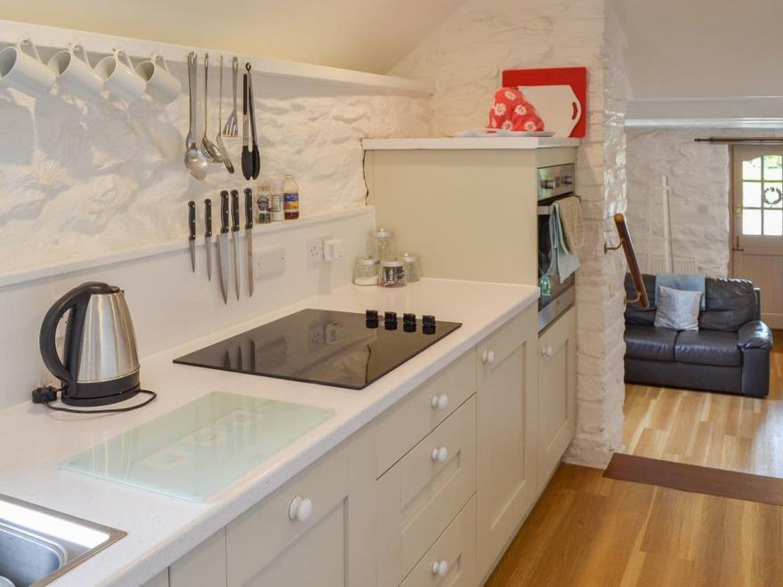 Babes Cottage - 27592