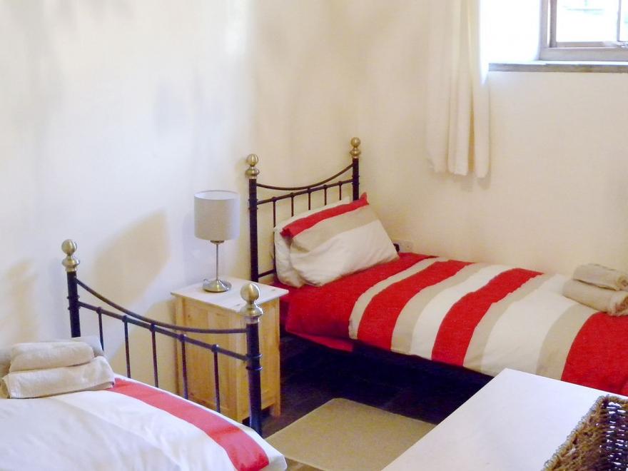 Bramble Cottage - 27978