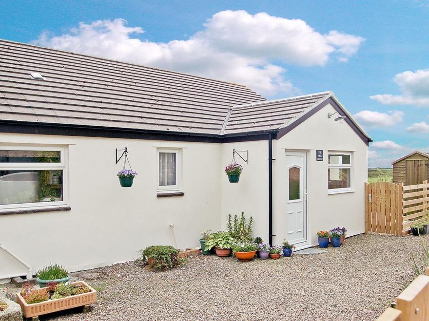 The Hen House - 28054