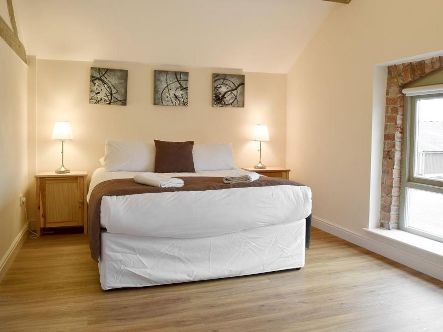 Badgers Sett - 29105