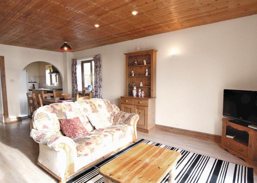 Seacrest Cottage - HW7746