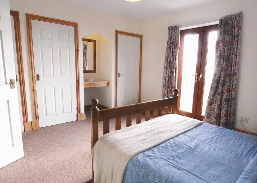 Seacrest Cottage - HW7746