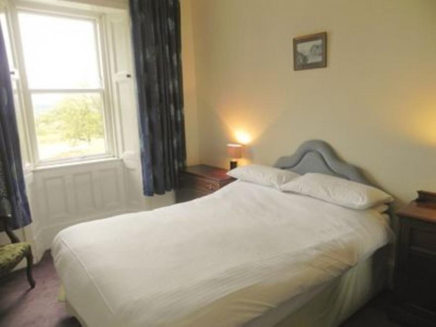 Guest Gallery - 18679