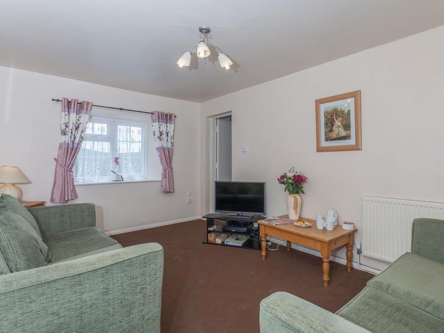 Hazel Cottage - 18986