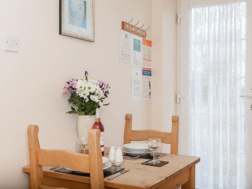 Cherry Cottage - 24824