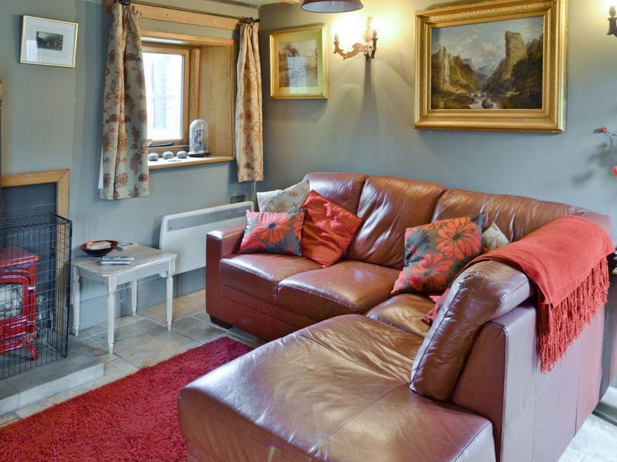 Manifold Valley Barn