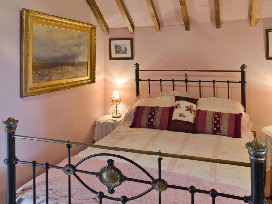 Manifold Valley Barn