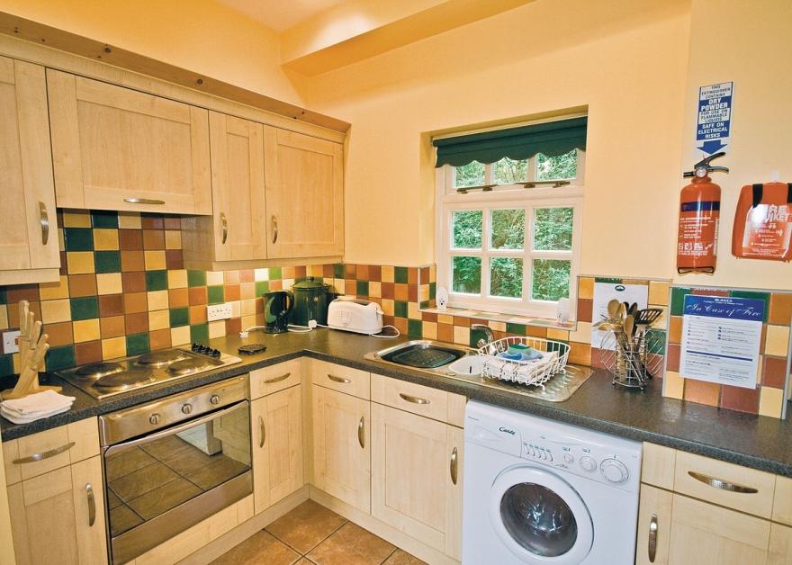 Peveril Cottage - E4642