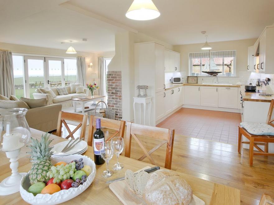 Scarborough Cottage-IXH