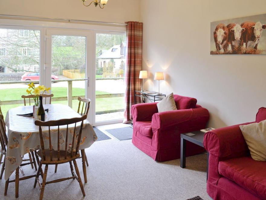 Huntsman's Cottage - DGJ