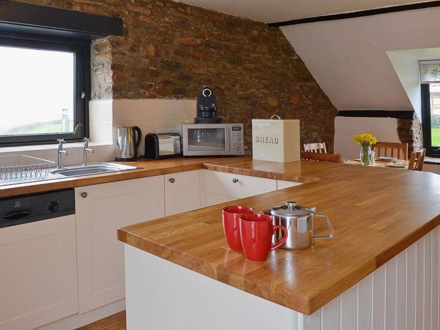 Swallow Cottage - FKJ