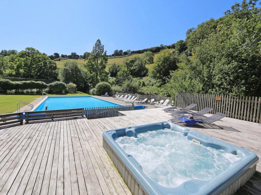 Tuckenhay, 3 Salle Cottage- FCS