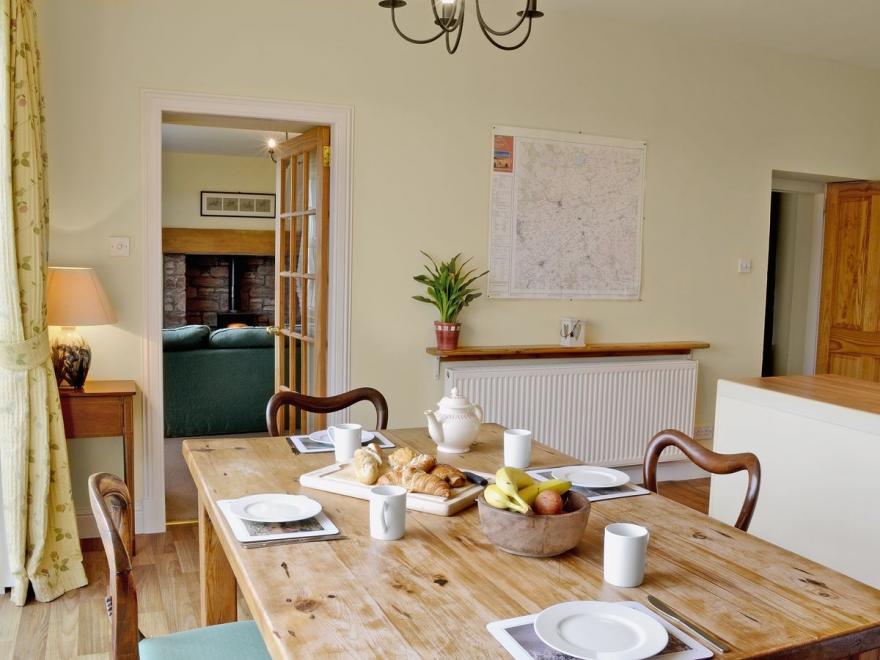 Osprey Cottage - UZQ