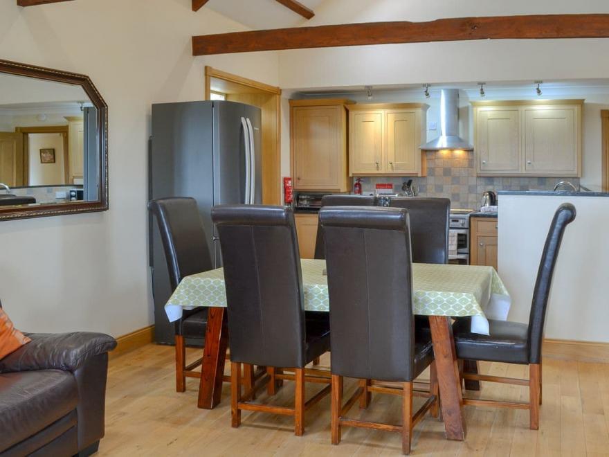 Stable D'or Cottage - Mvb