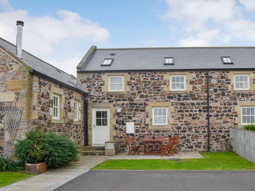 Stable D'or Cottage - Mvb