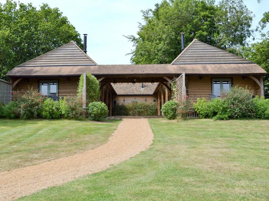 Castlemans Stables East