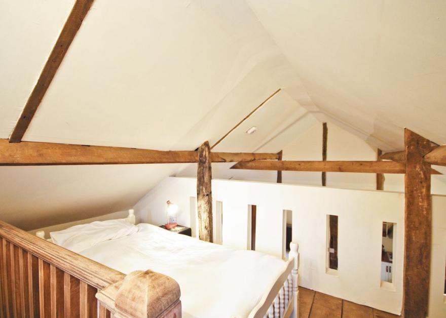 Saffron Cottage - E5300